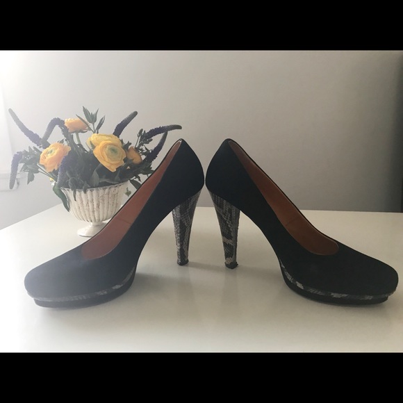 Authentic Italian Python Leather Pumps - Picture 4 of 8